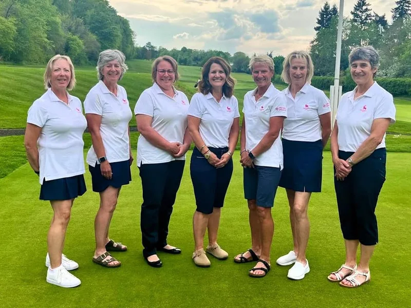 What a contrast for Senior Womens Team