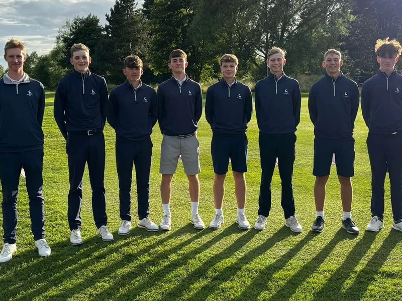 Top 5 finish for Under 18 Boys in England Golf qualifier